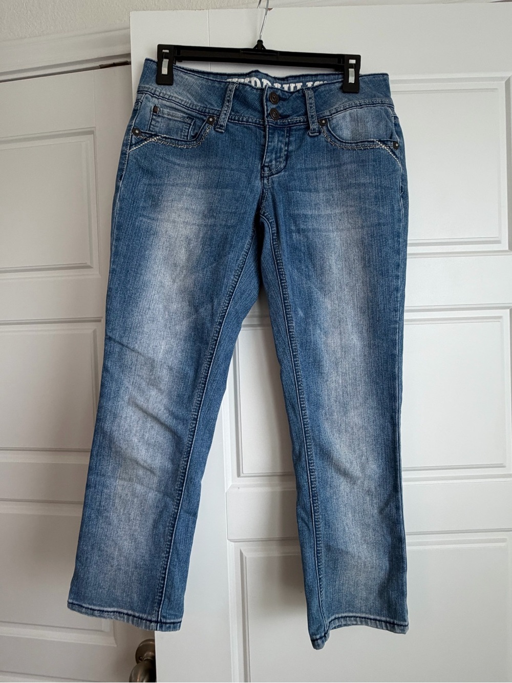 158 - Y2K Hydraulic Faded Blue Cropped Straight Jeans